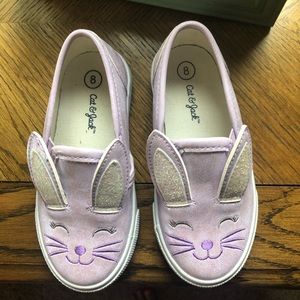 Cat & Jack Bunny shoes.. size 8 (toddler)